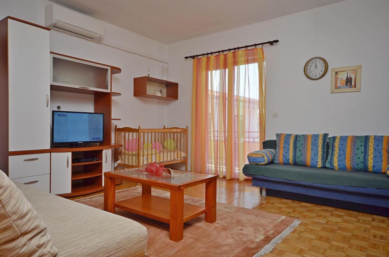 Apartment And Room Ivica Vodice Eksteriør bilde