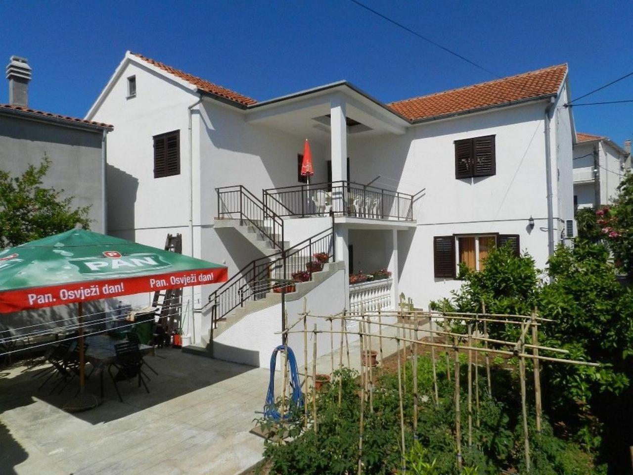 Apartment And Room Ivica Vodice Eksteriør bilde